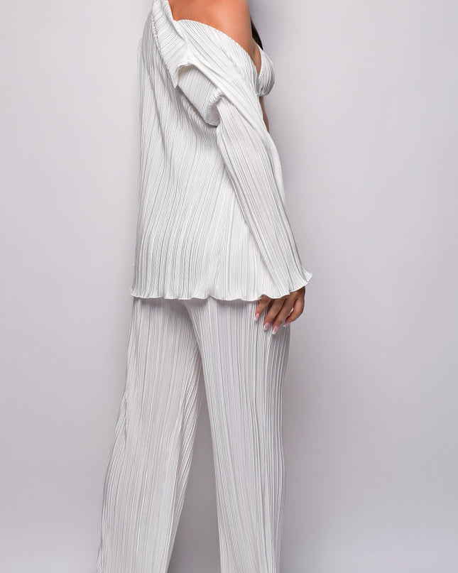 Off White Plisse Three Piece Set